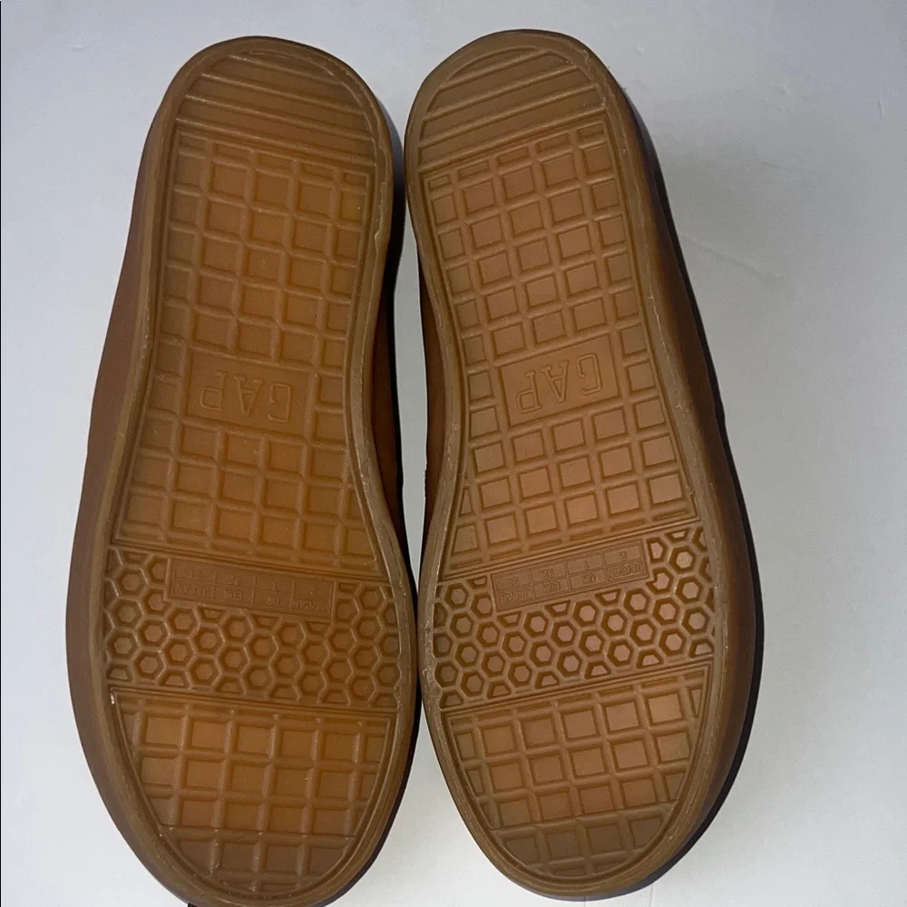 GAP Kids Tan Suede Chukka Cognac‎ Lace-Up Boots